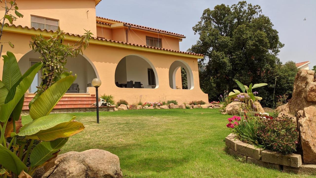 B&B Bentos Pula Di Lucarelli S Buitenkant foto